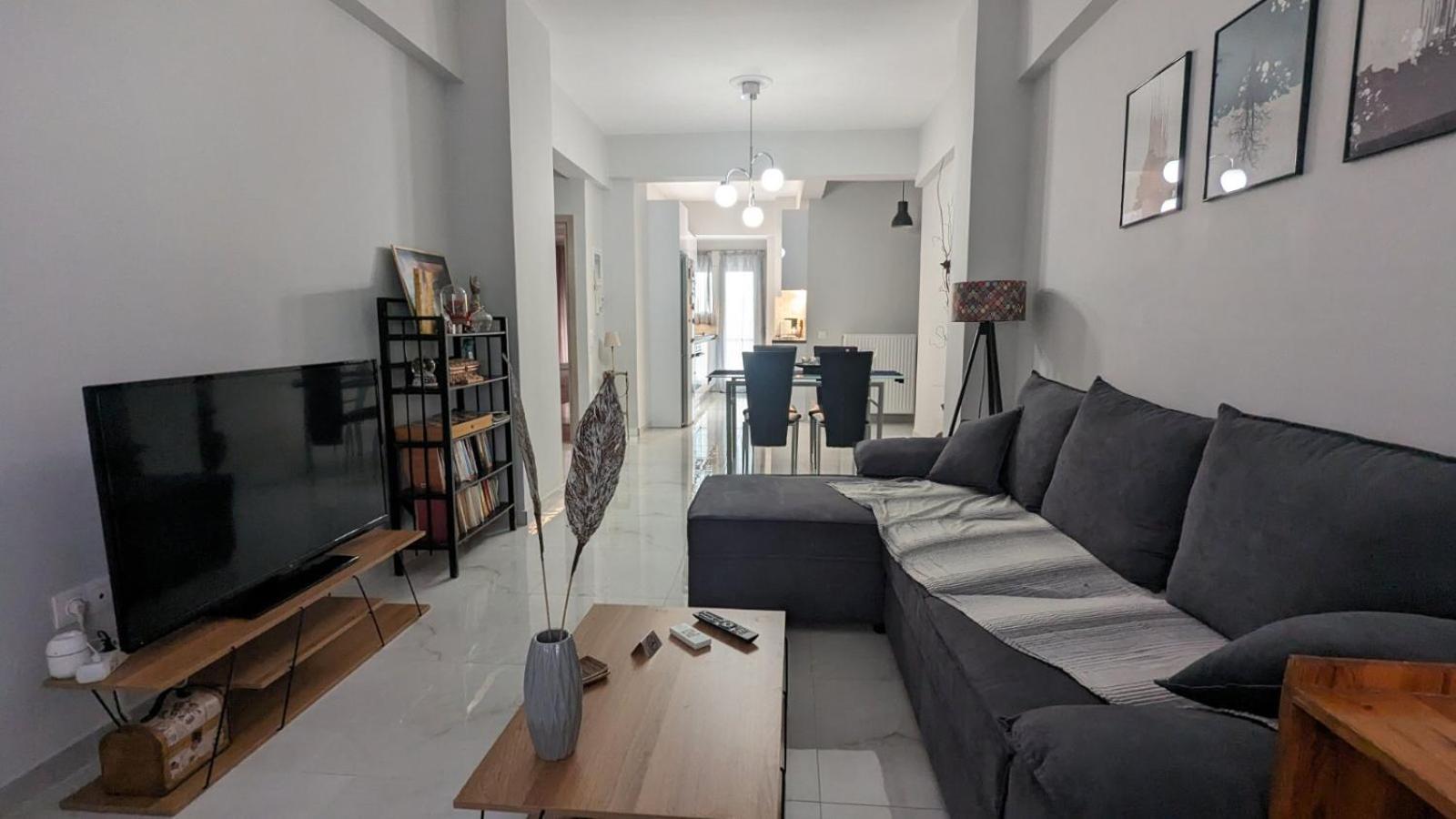 Luxury & Spacious Apartment In Athens Atenas Exterior foto