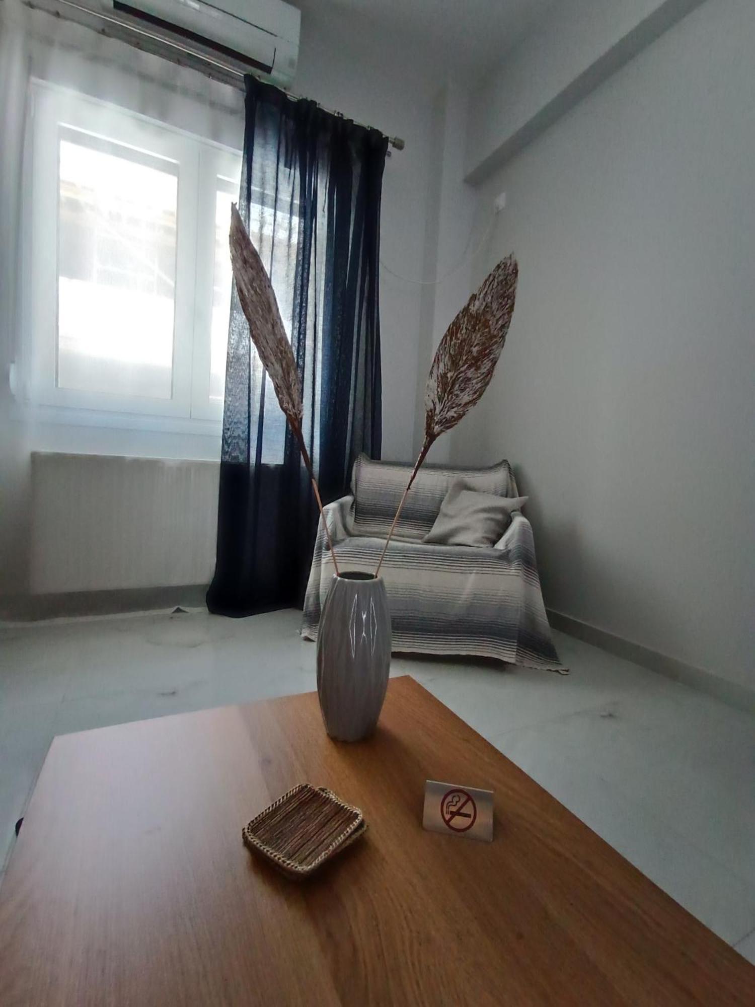 Luxury & Spacious Apartment In Athens Atenas Exterior foto